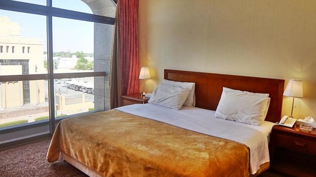 Top Hotel Apartments Ал Айн Екстериор снимка