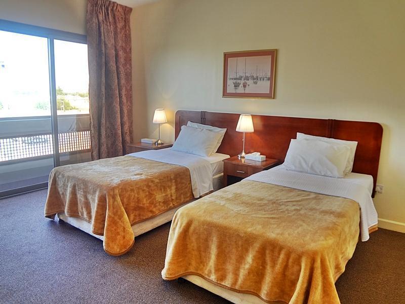 Top Hotel Apartments Ал Айн Екстериор снимка