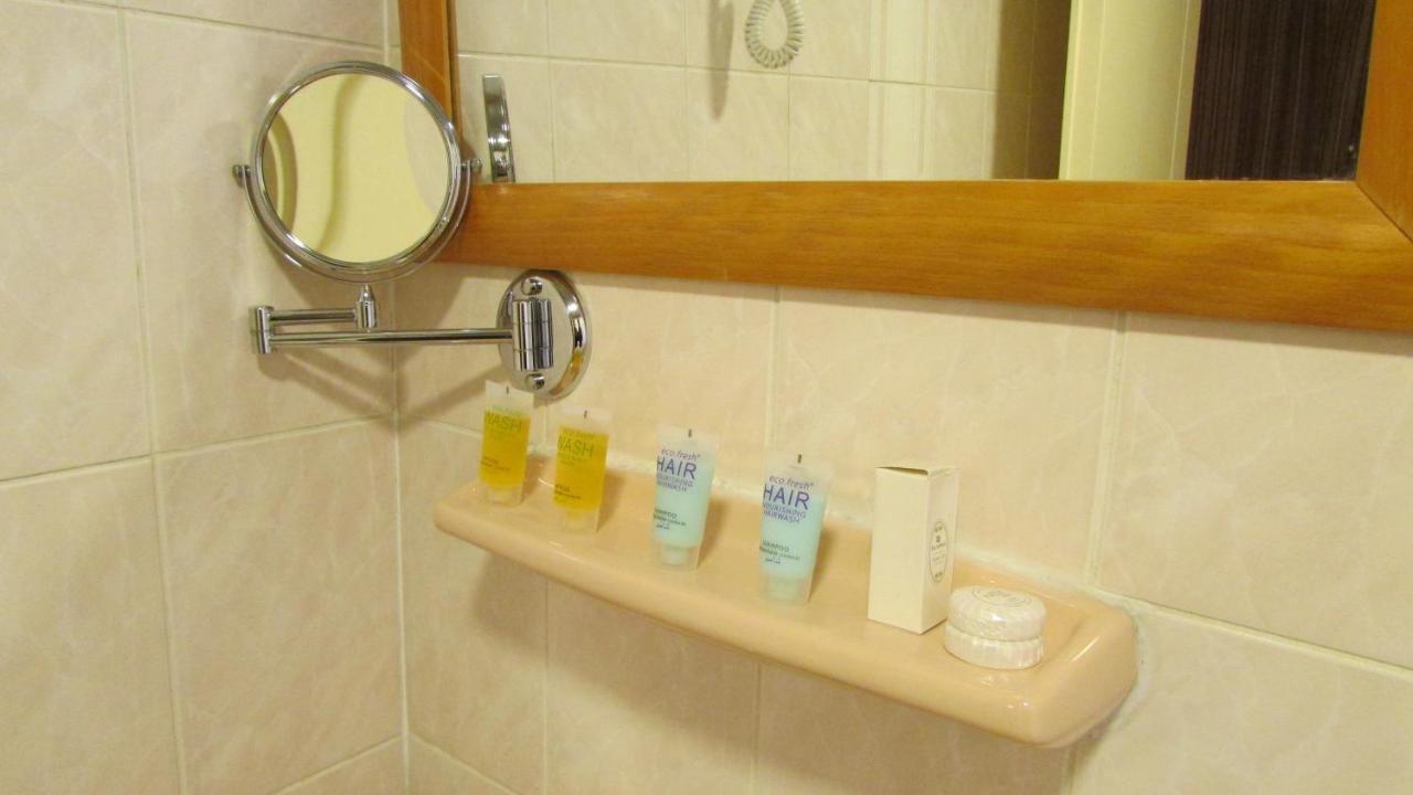 Top Hotel Apartments Ал Айн Екстериор снимка