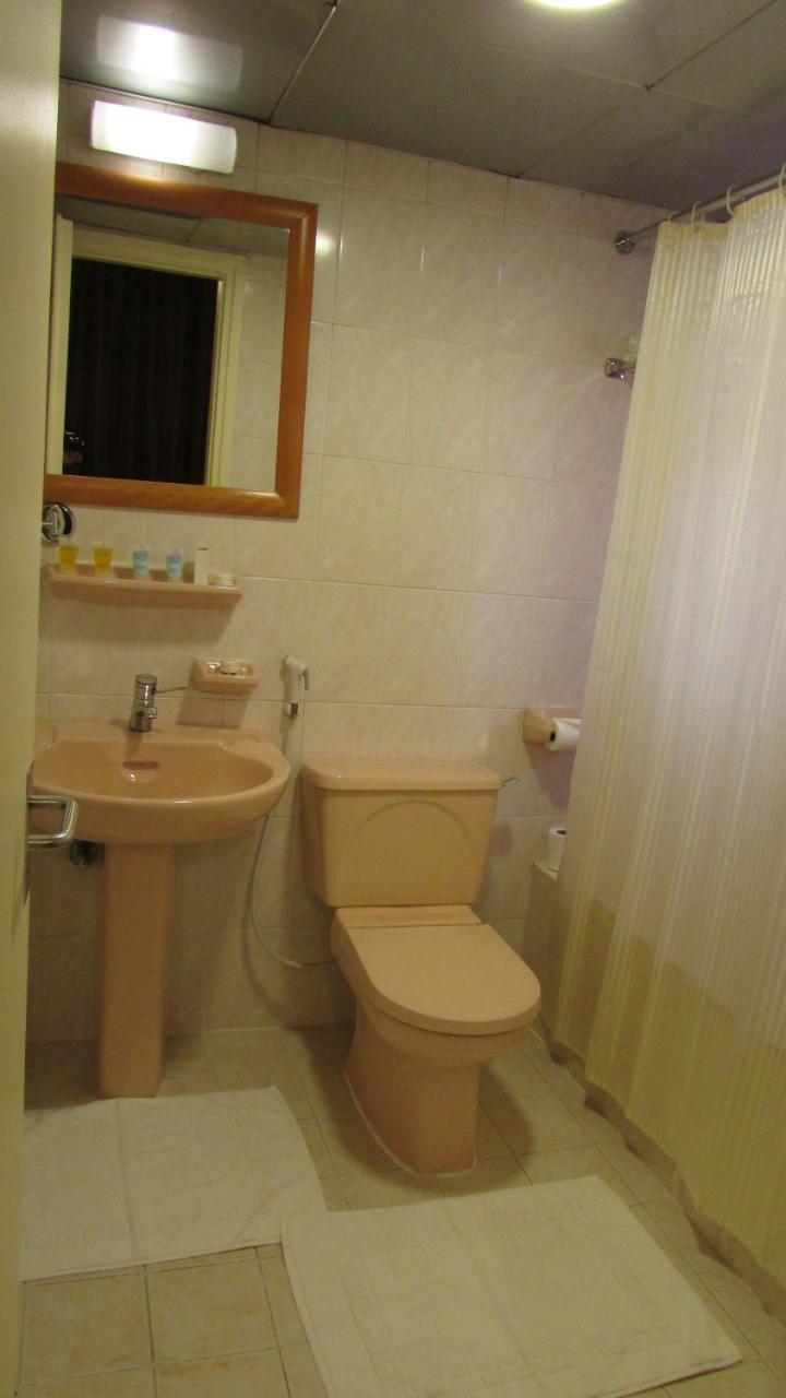 Top Hotel Apartments Ал Айн Екстериор снимка